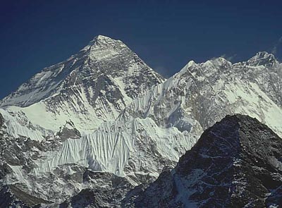 everest_west_view_400.jpg